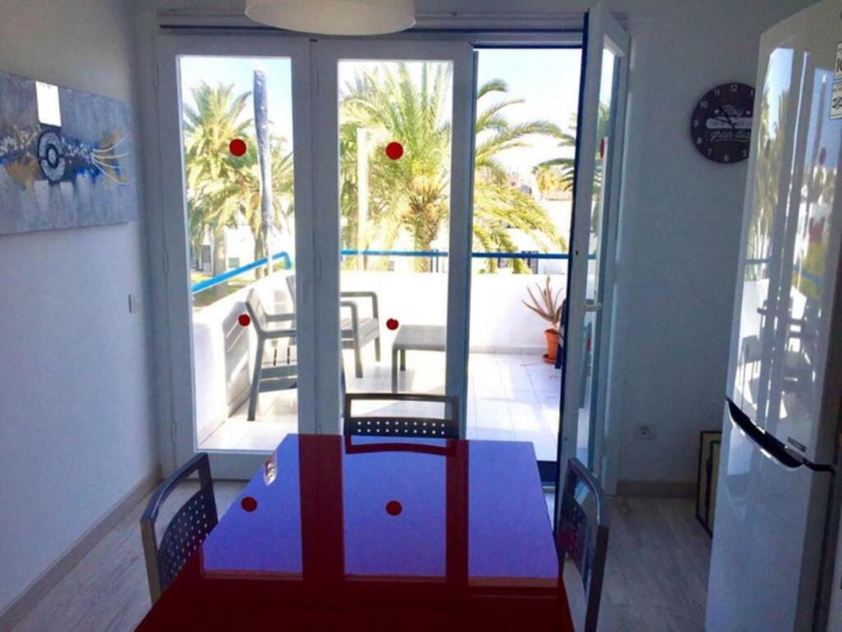 Los Barqueros Corralejo "Beach Front - Town Centre" Apartment ภายนอก รูปภาพ